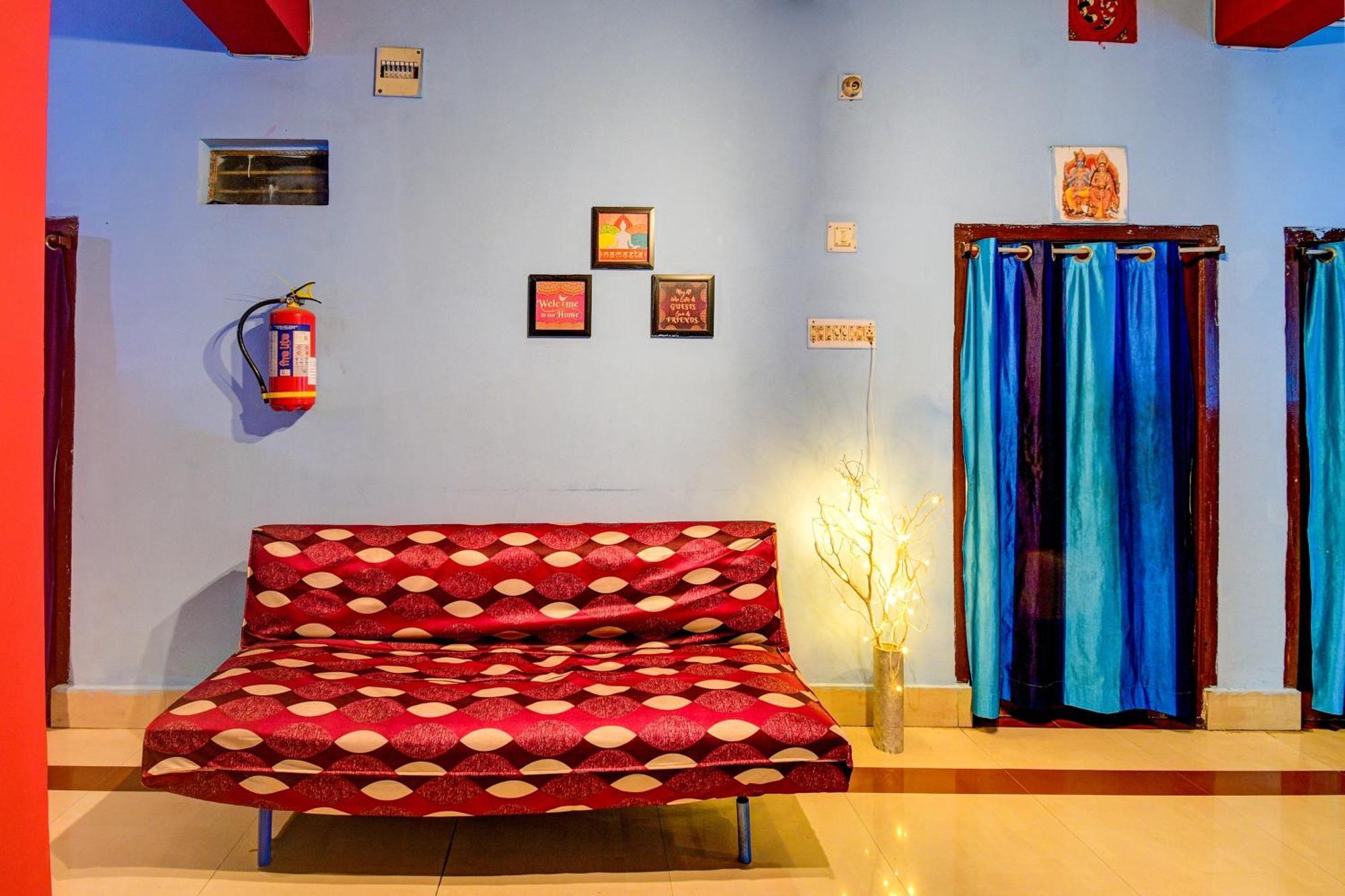 Oyo Flagship Pratikshya Guest House Baripada エクステリア 写真