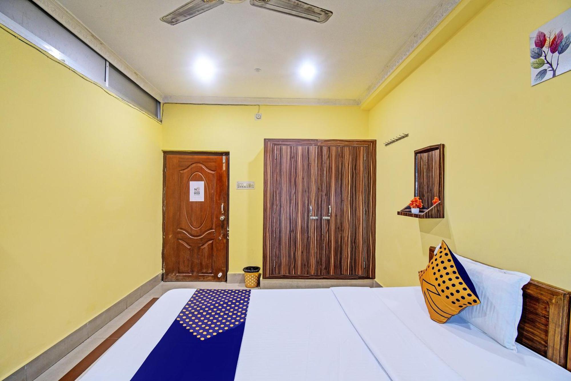 Oyo Flagship Pratikshya Guest House Baripada エクステリア 写真