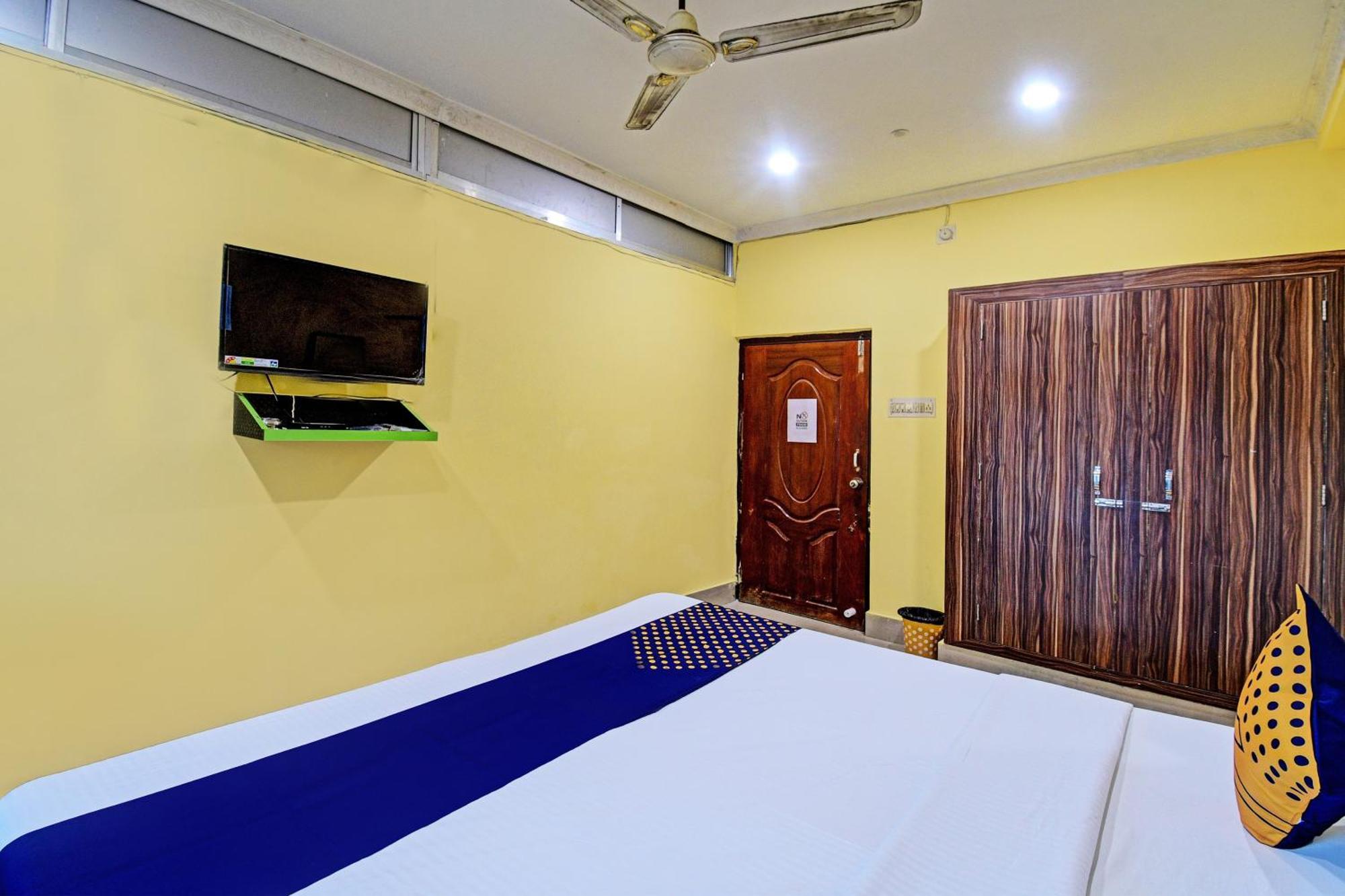 Oyo Flagship Pratikshya Guest House Baripada エクステリア 写真