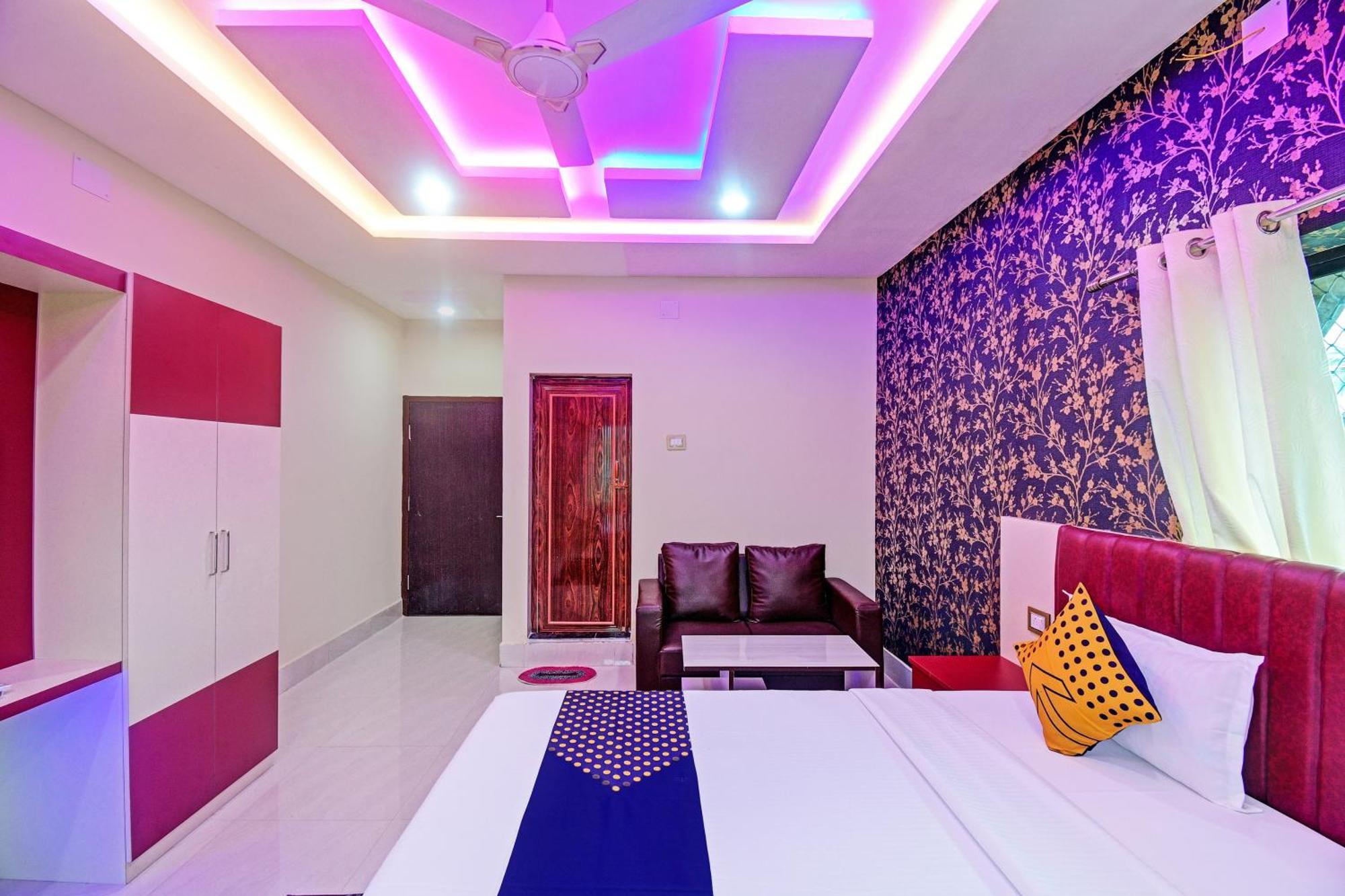 Oyo Flagship Pratikshya Guest House Baripada エクステリア 写真